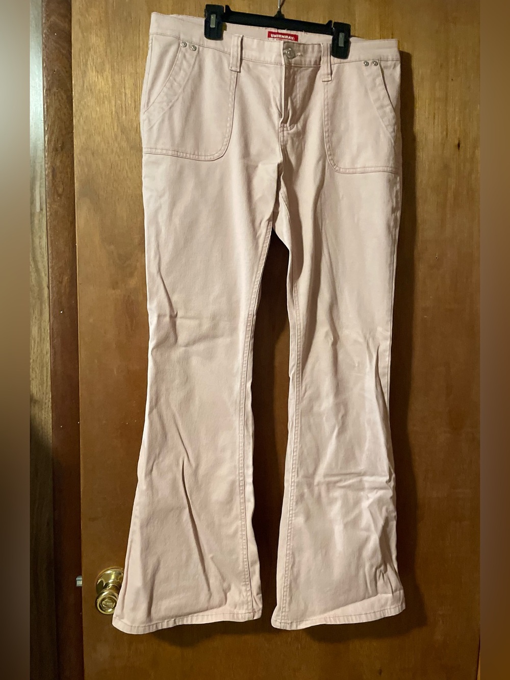 Women’s Juniors Unionbay Vintage Y2K Flared Pants in Light Pink size 13